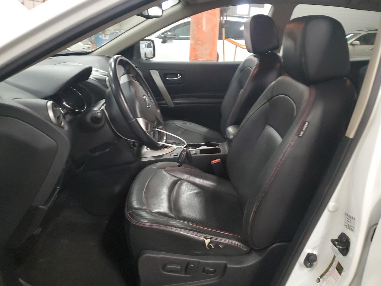 2012 Nissan Rogue - Image 7