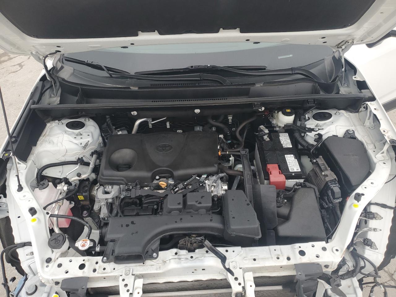 2022 Toyota RAV 4 - Image 12