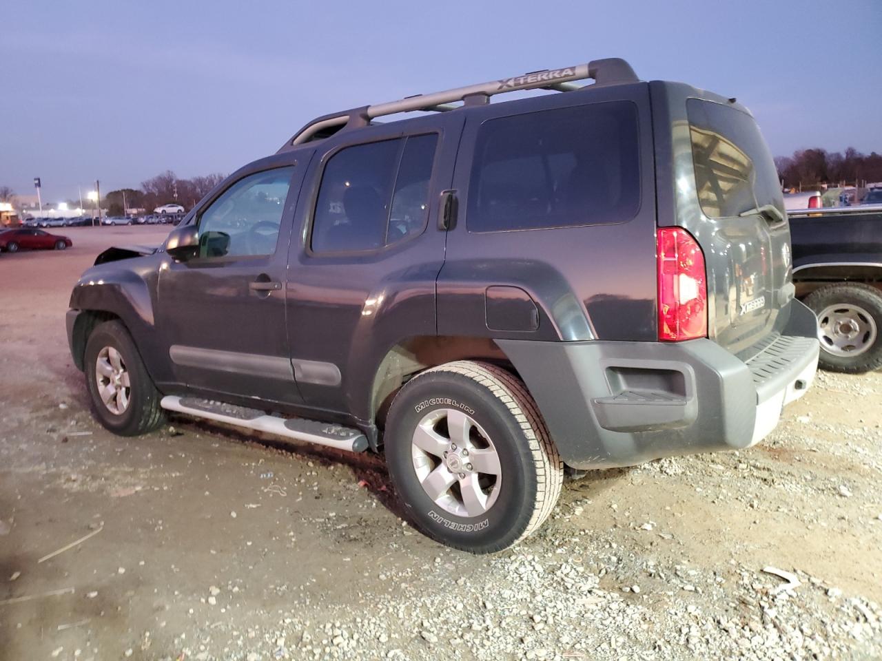 2013 Nissan XTerra - Image 2
