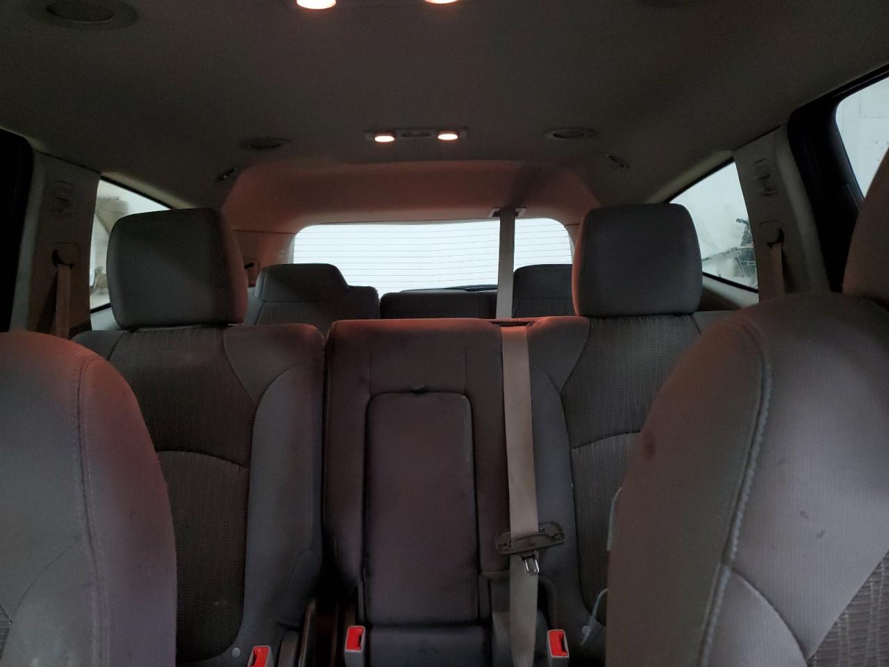 2015 Chevrolet Traverse - Image 10