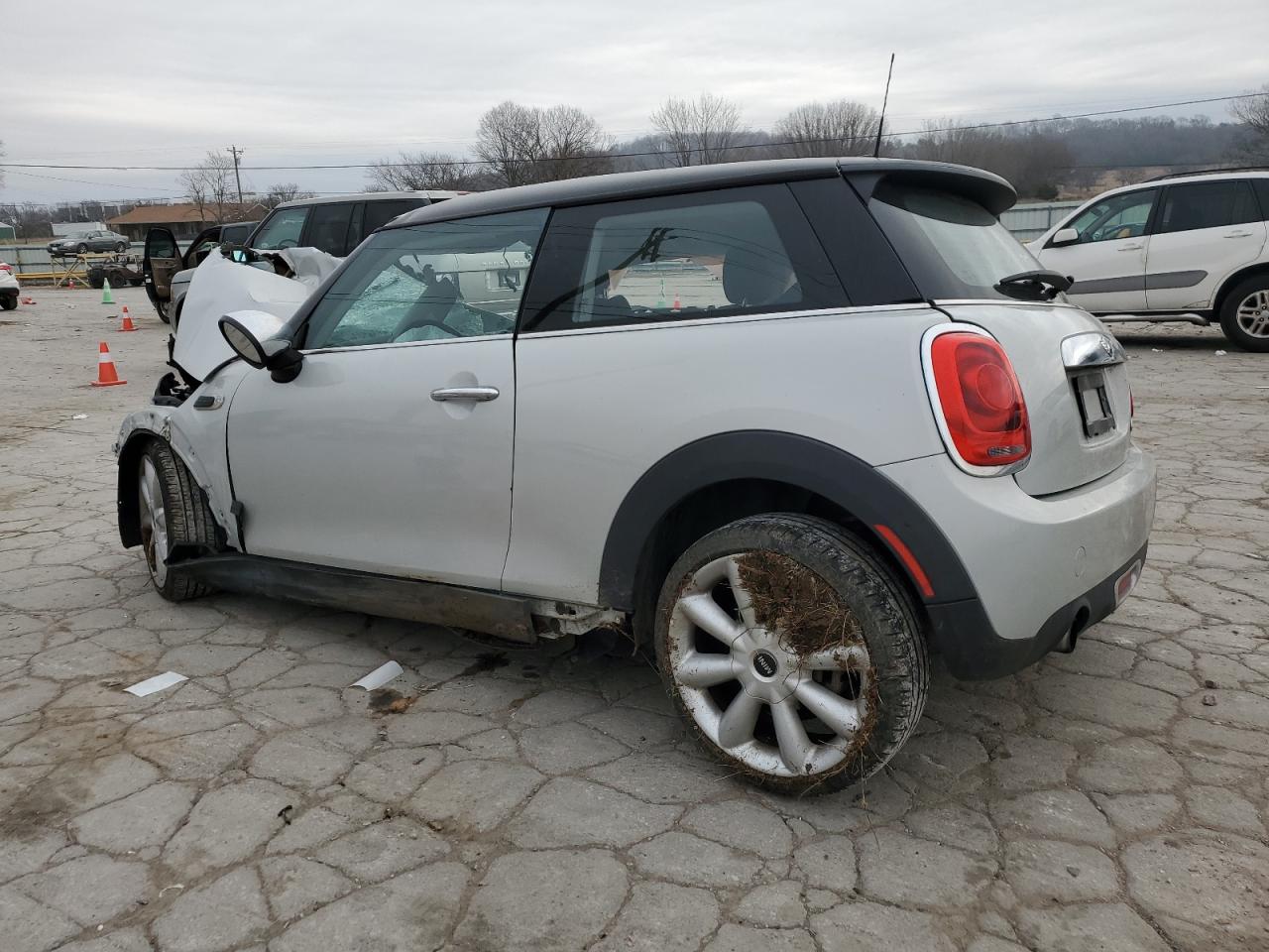 2015 MINI Cooper - Image 2