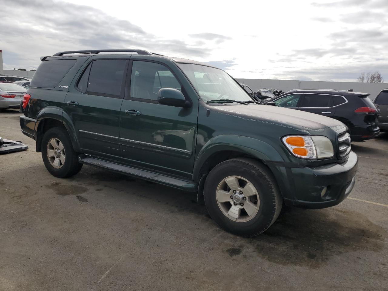2003 Toyota Sequoia - Image 4