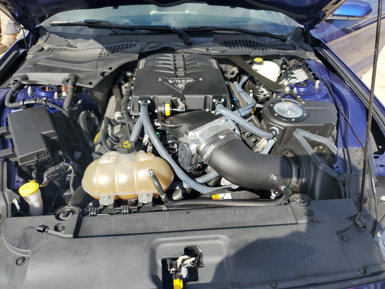 2015 Ford Mustang - Image 11