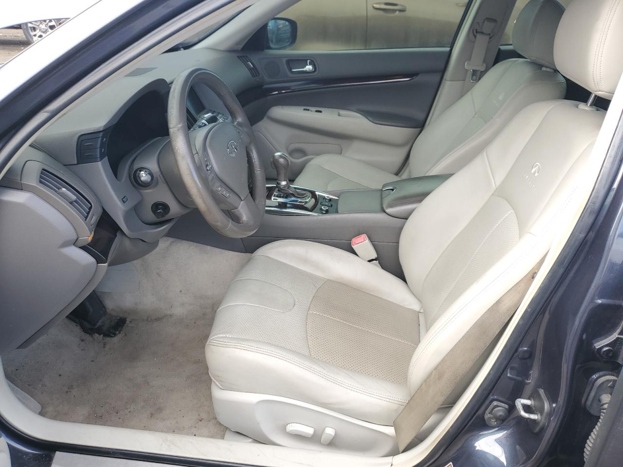 2012 Infiniti G - Image 7
