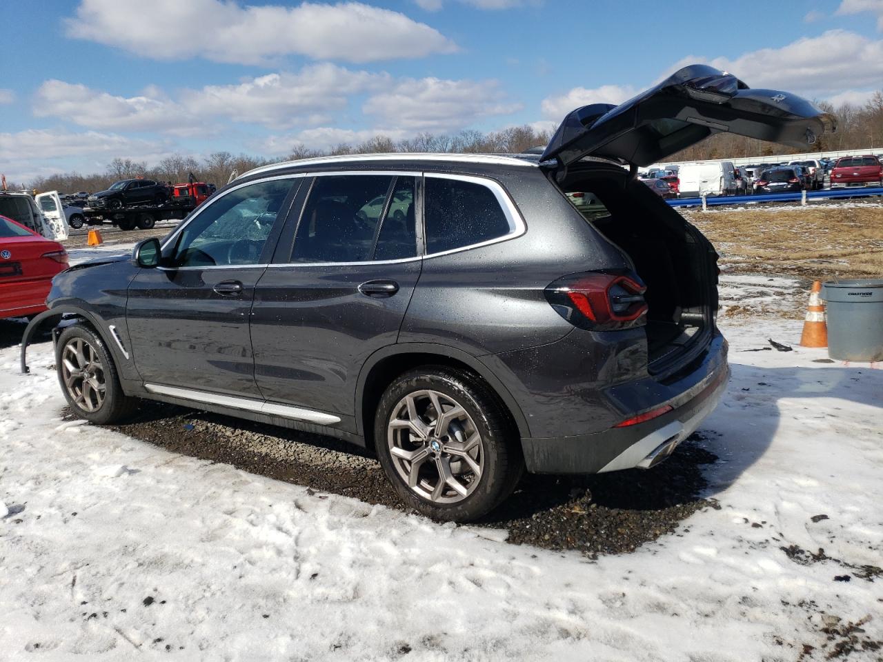 2022 BMW X3 - Image 2