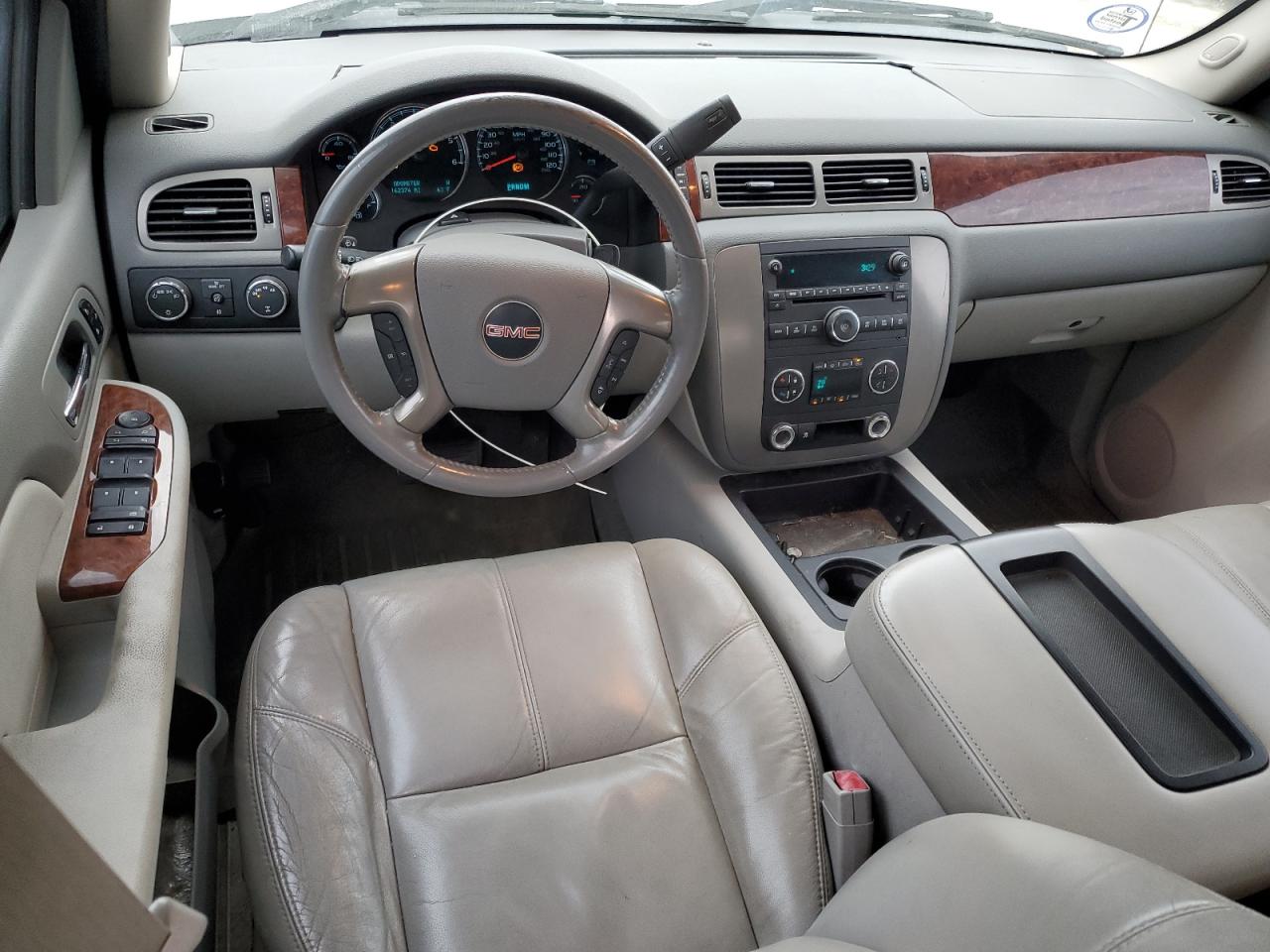 2009 GMC Sierra - Image 8