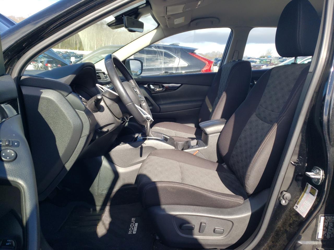 2019 Nissan Rogue - Image 7