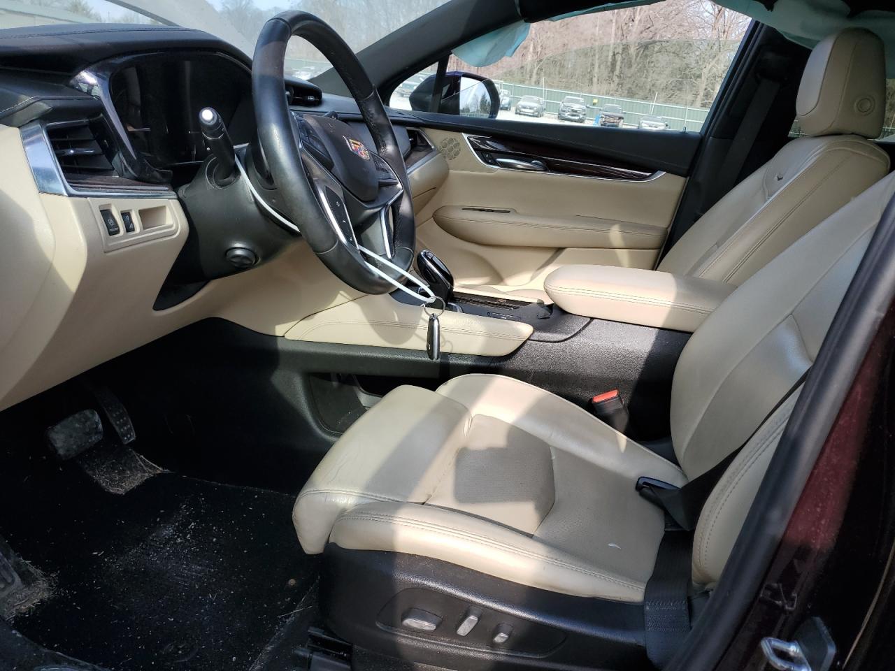 2017 Cadillac XT5 - Image 7