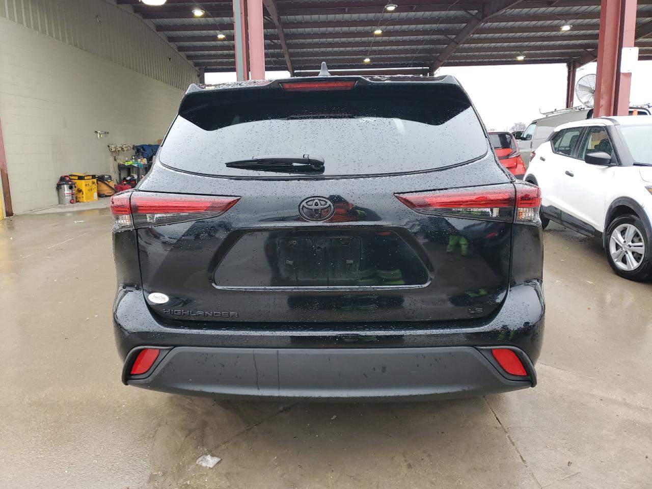 2024 Toyota Highlander - Image 6