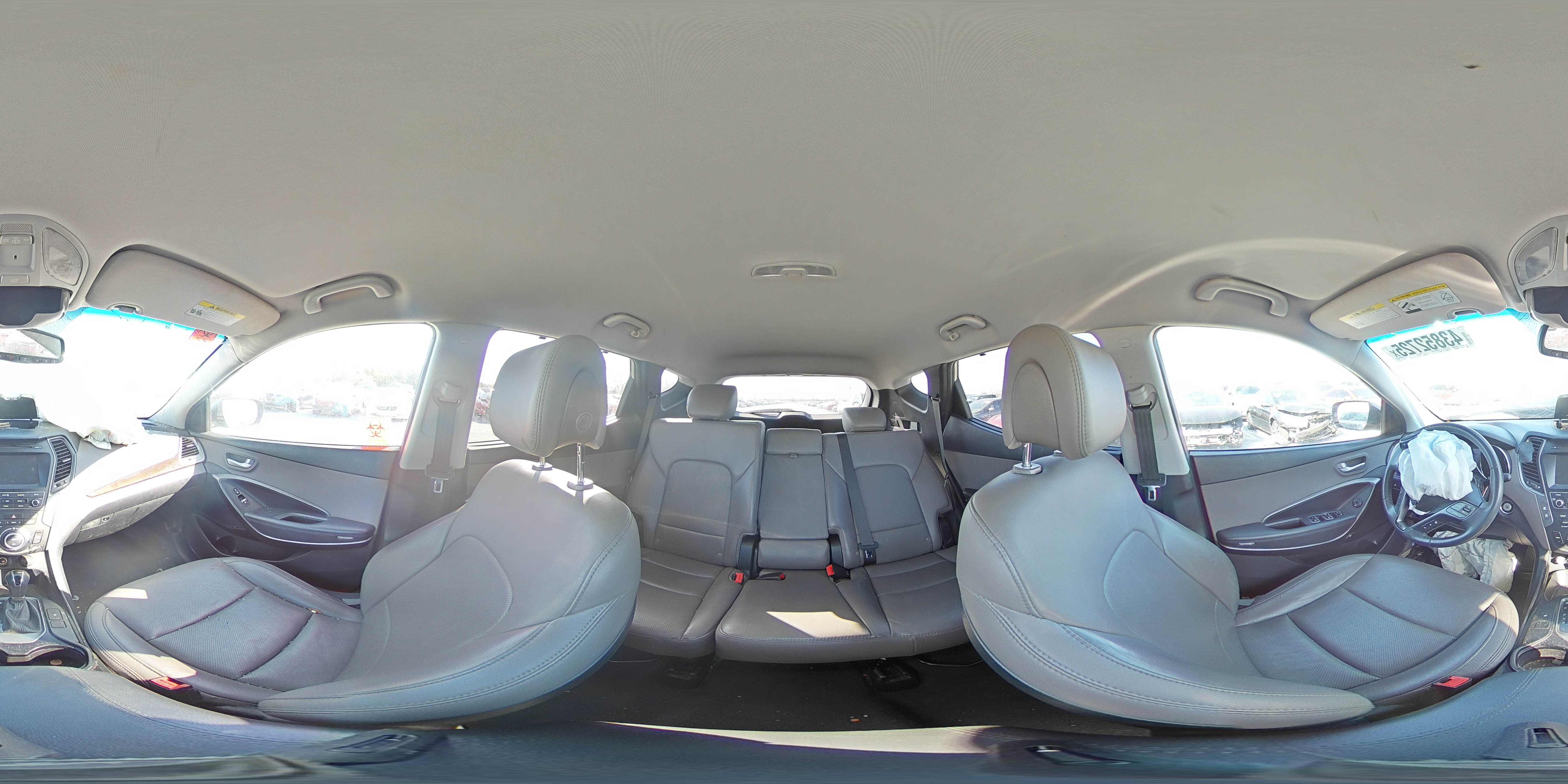2017 Hyundai Santa Fe - Image 14