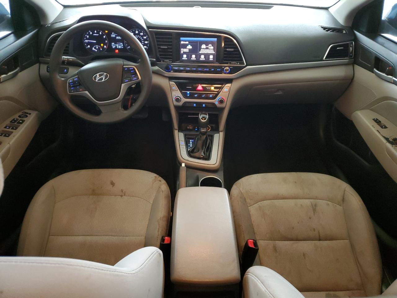 2017 Hyundai Elantra - Image 8