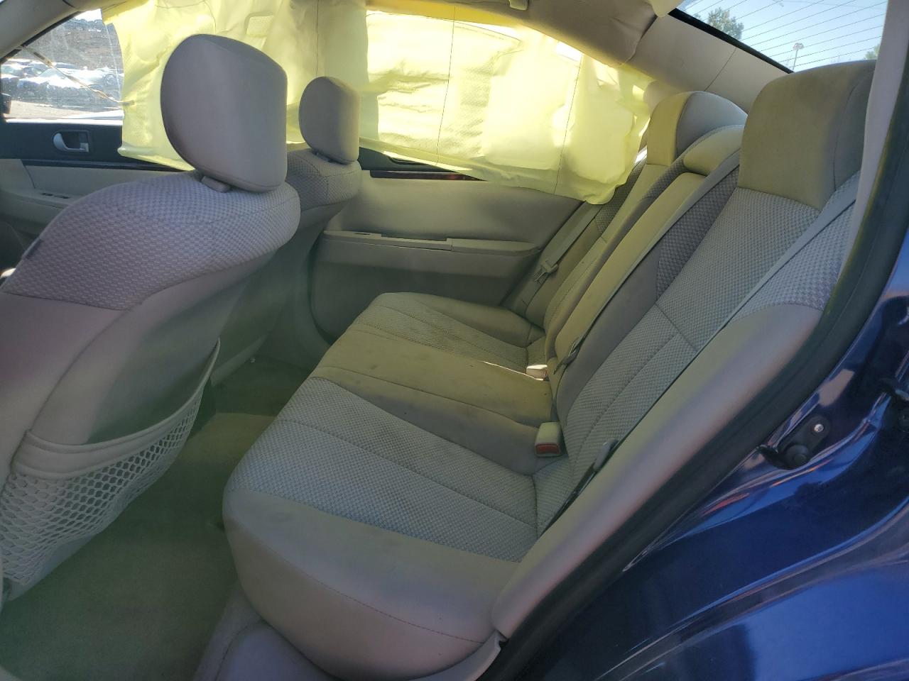 2009 Mitsubishi Galant - Image 10