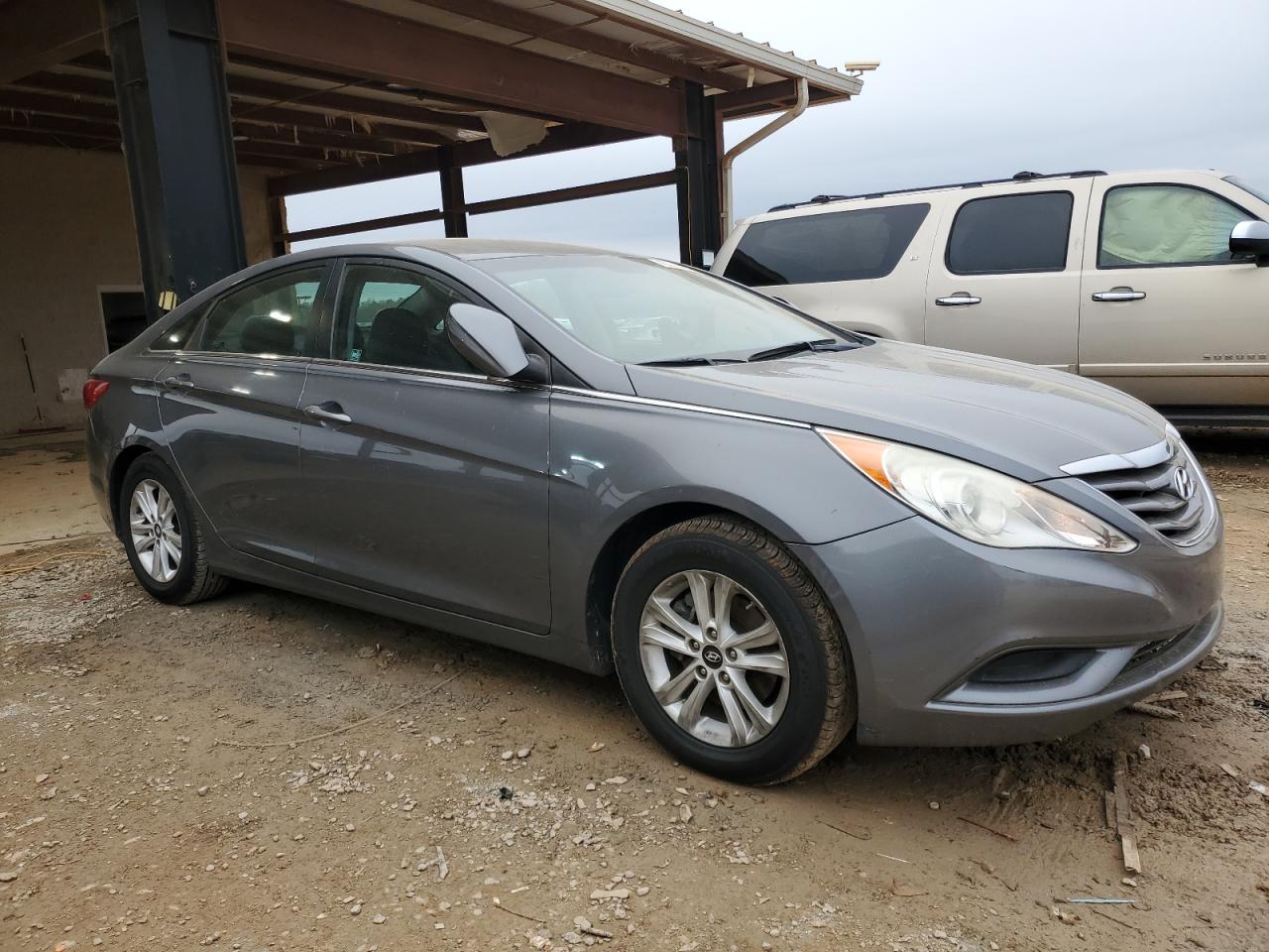 2013 Hyundai Sonata - Image 4