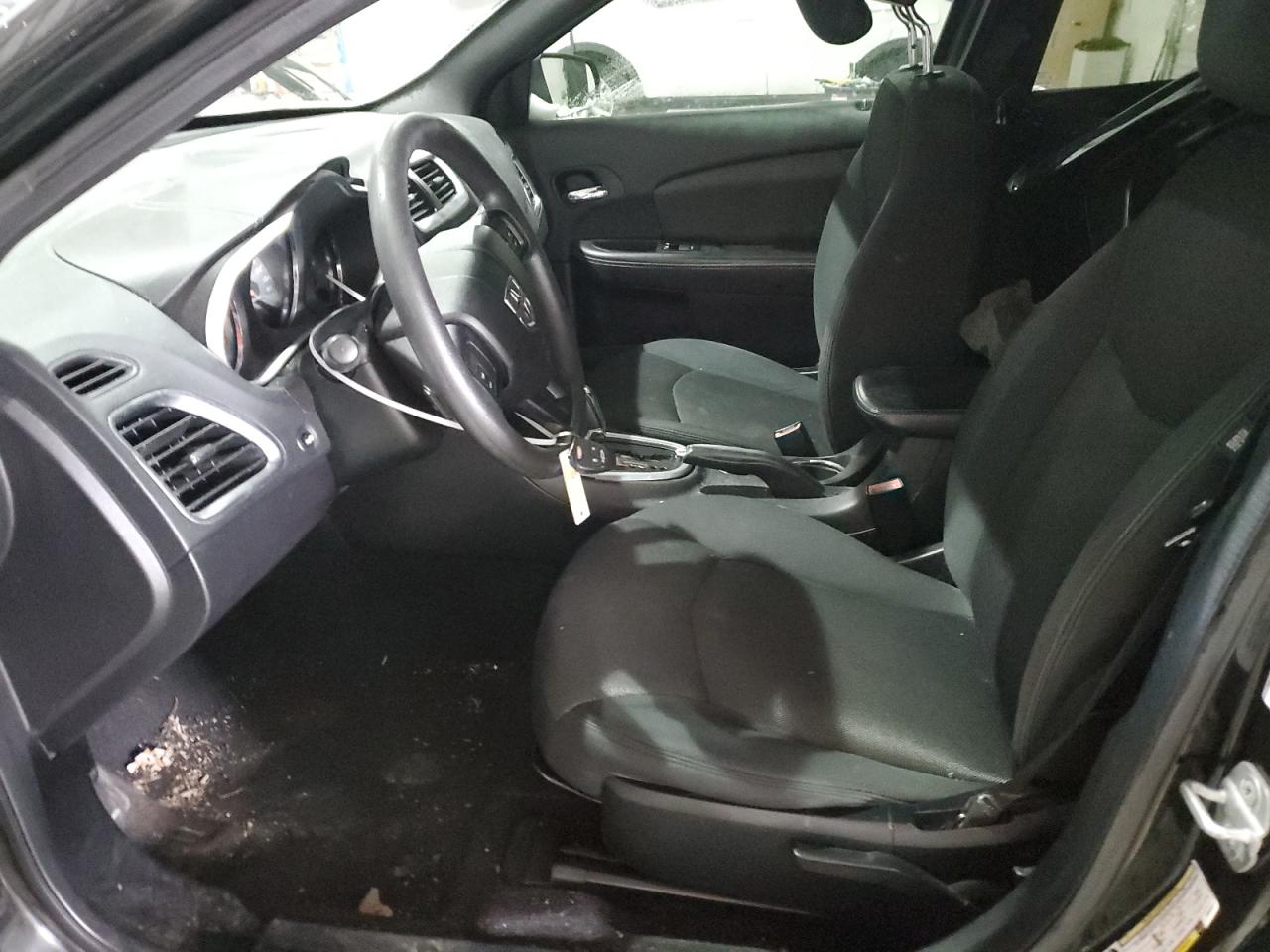 2013 Dodge Avenger - Image 7