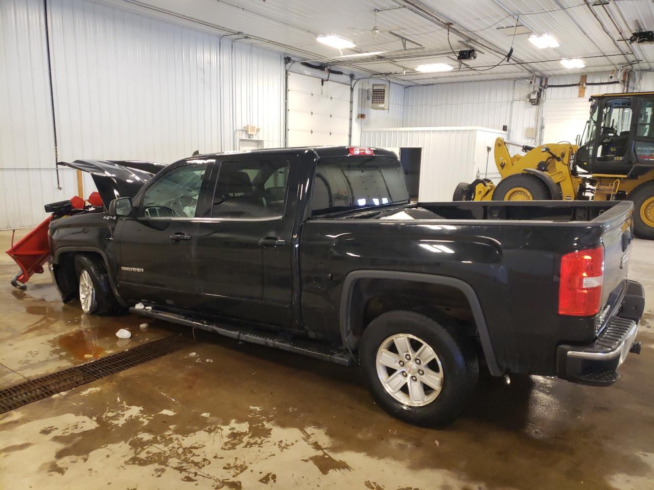 2018 GMC Sierra - Image 2