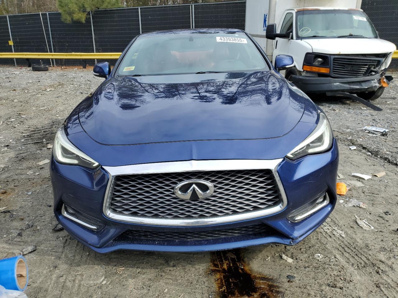 2017 Infiniti Q60 - Image 5