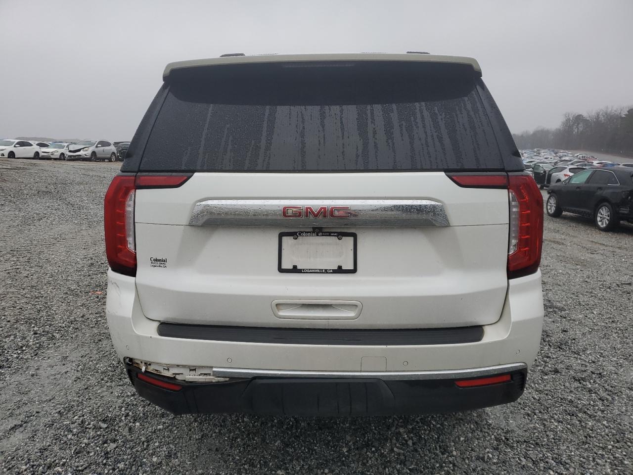 2021 GMC Yukon - Image 6