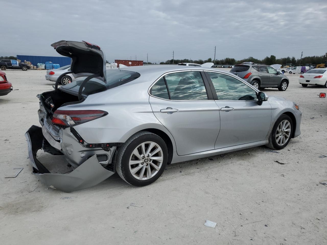 2022 Toyota Camry - Image 3