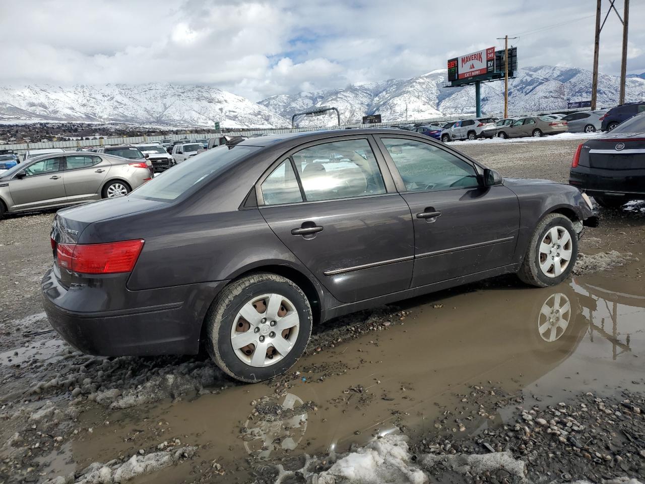 2009 Hyundai Sonata - Image 3