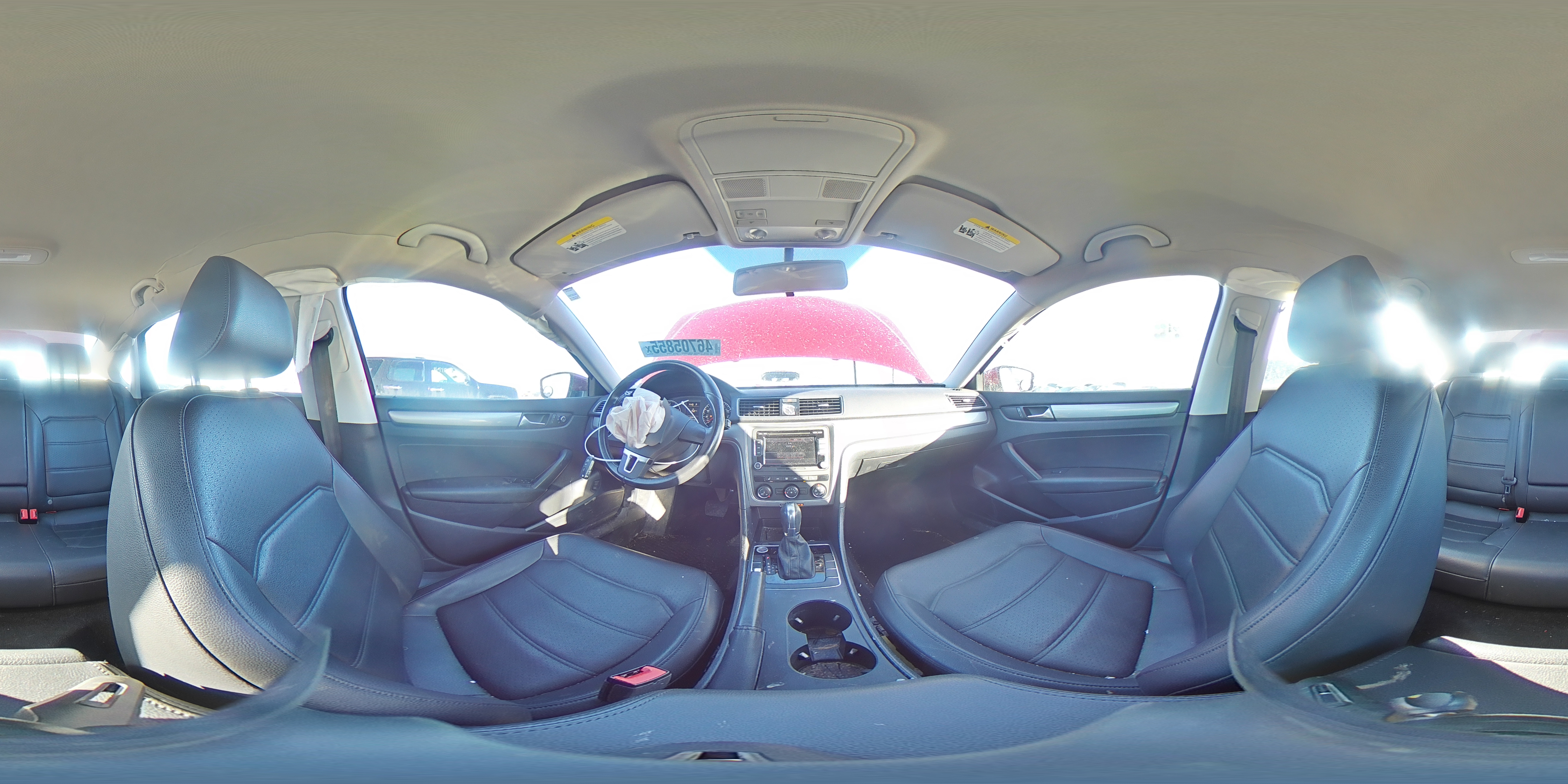 2015 Volkswagen Passat - Image 12