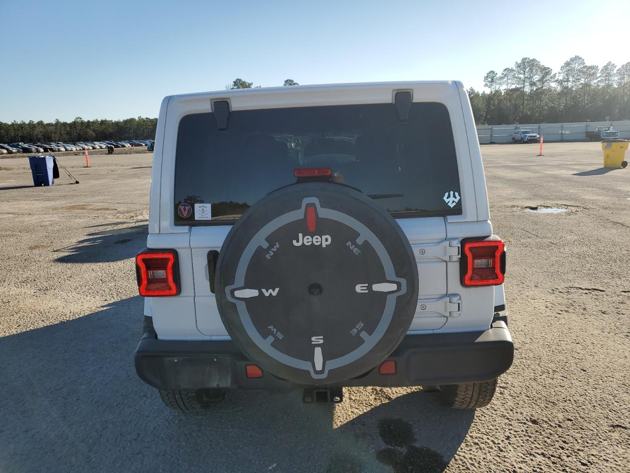 2020 Jeep Wrangler - Image 6