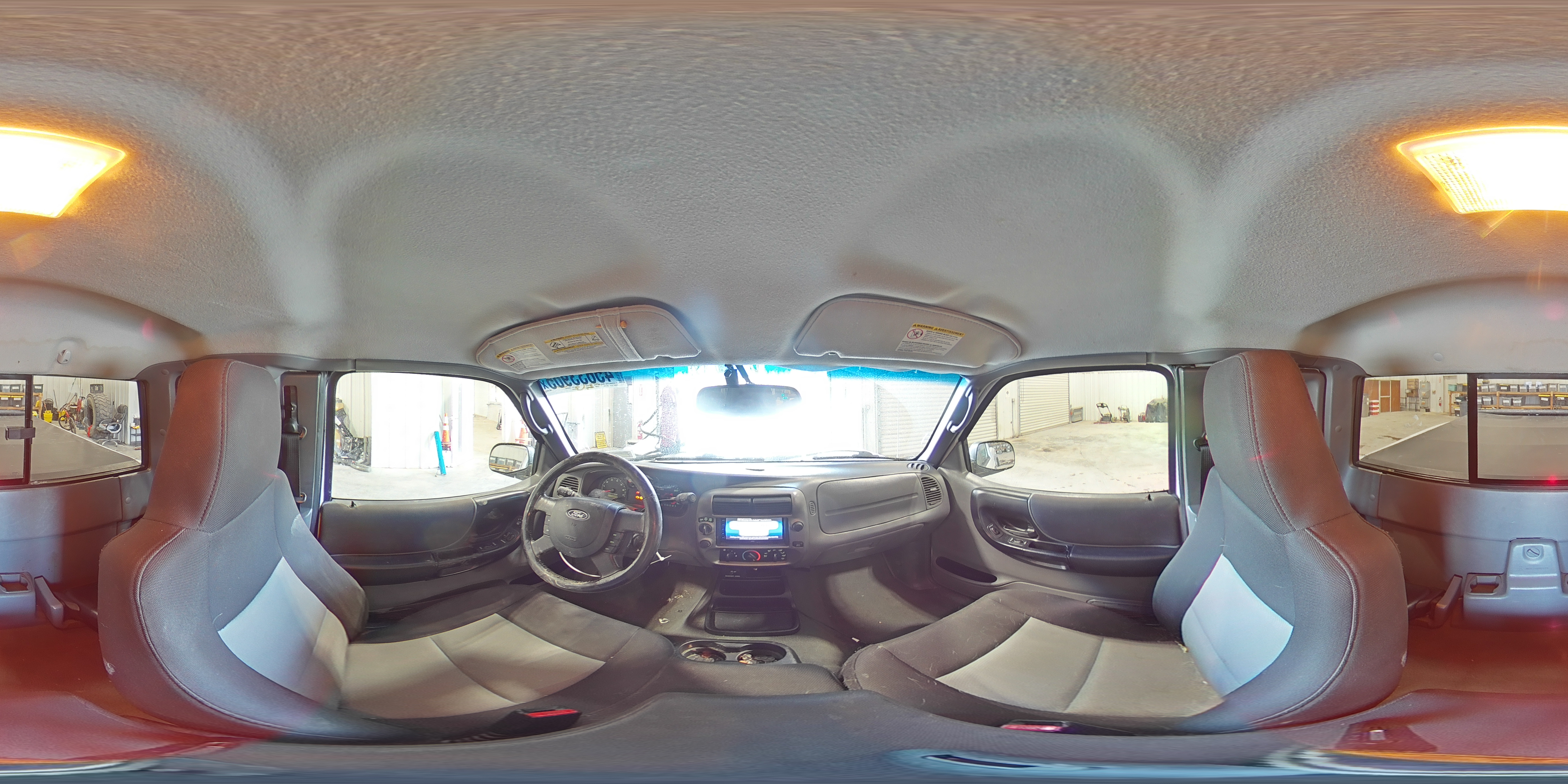2004 Ford Ranger - Image 12