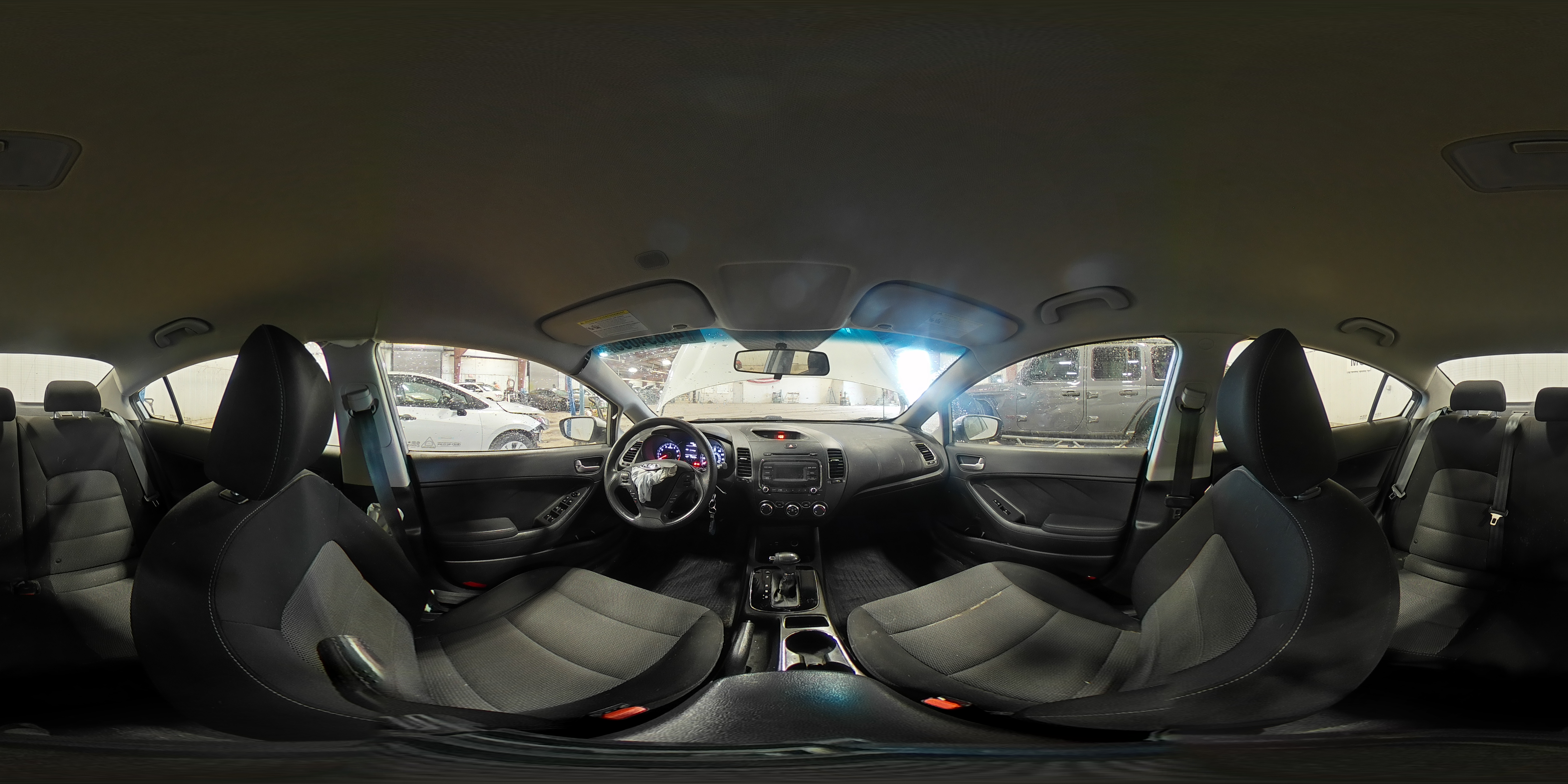 2017 Kia Forte - Image 14