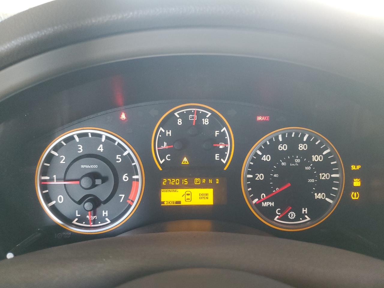 2008 Nissan Armada - Image 9