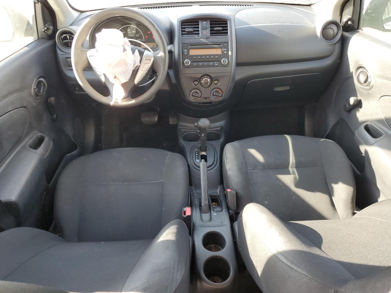 2015 Nissan Versa - Image 8