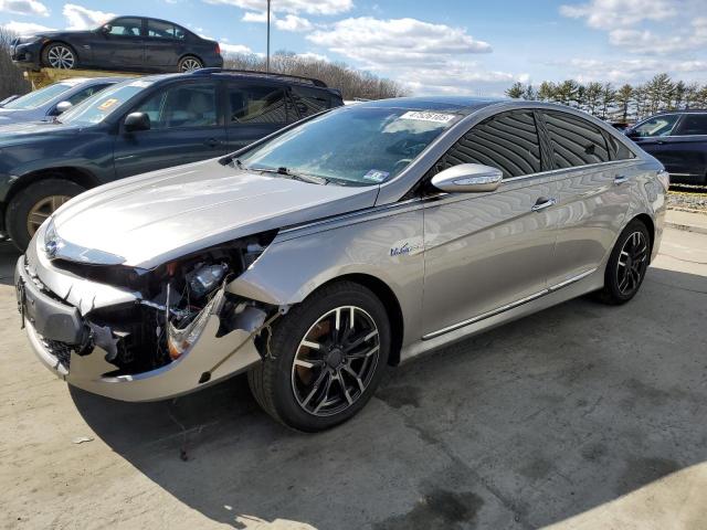  HYUNDAI SONATA 2014 Серебристый