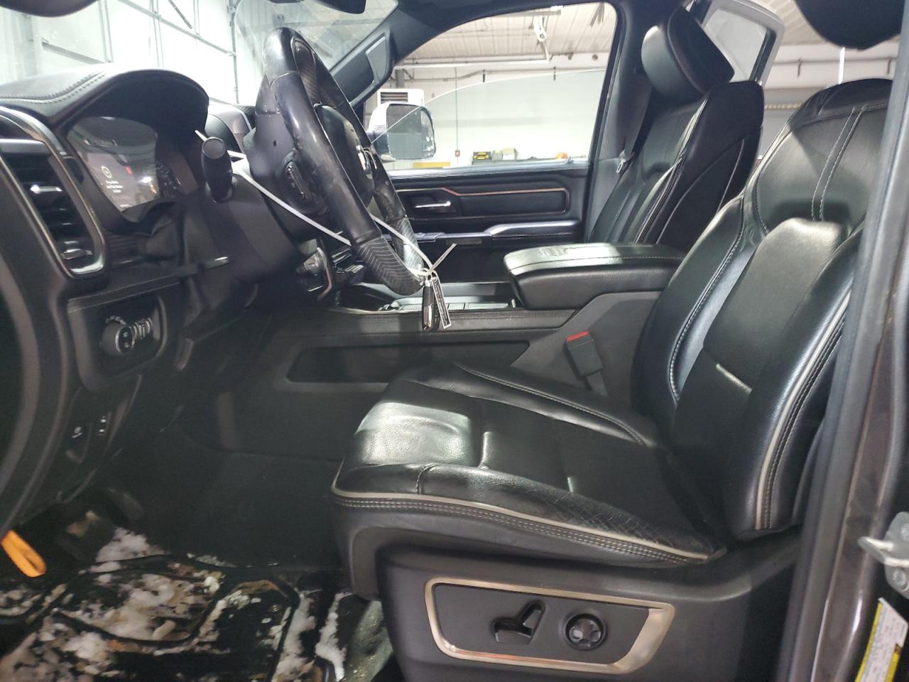 2020 RAM 1500 - Image 7