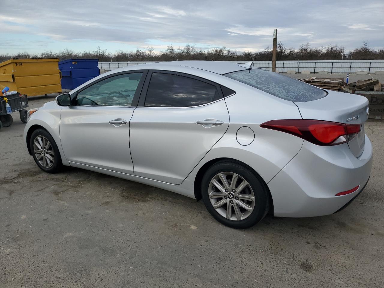 2015 Hyundai Elantra - Image 2
