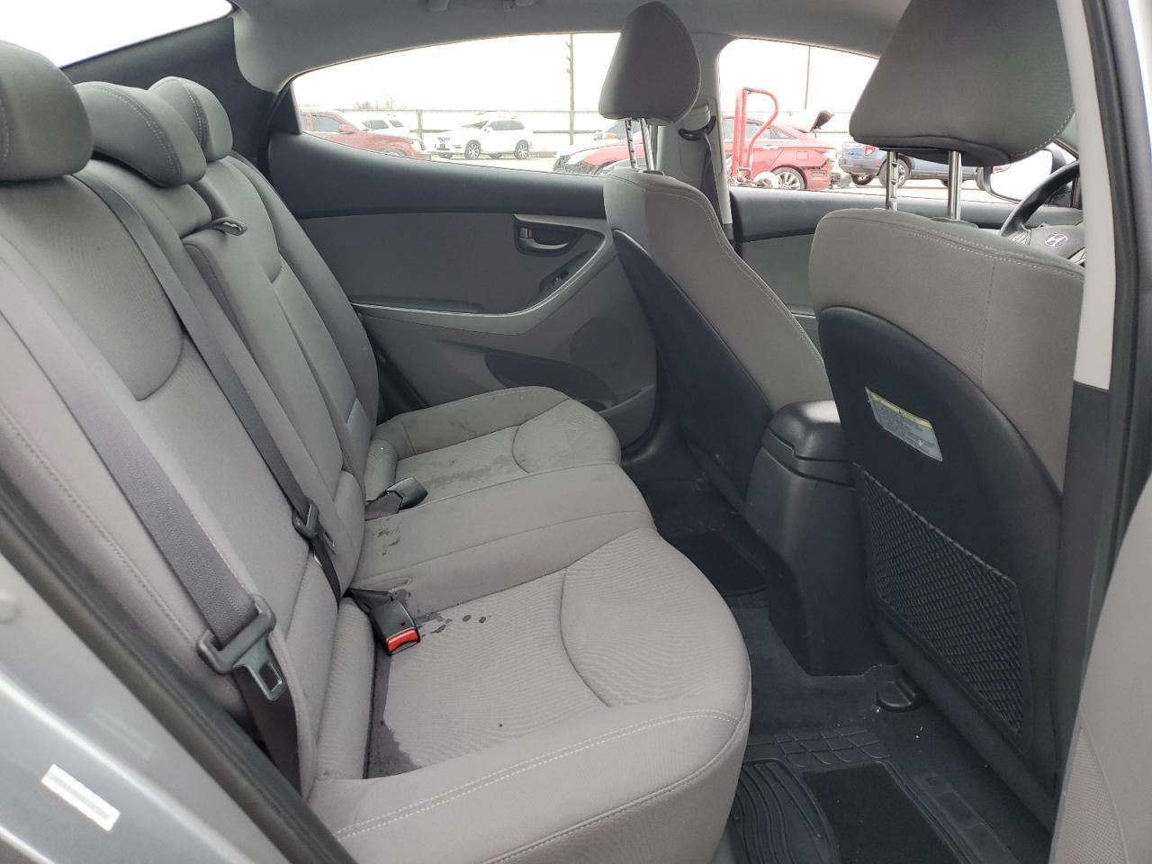 2014 Hyundai Elantra - Image 10