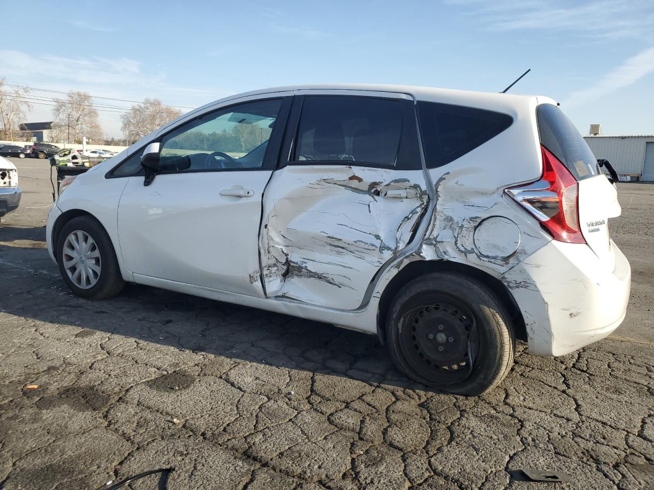2014 Nissan Versa - Image 2