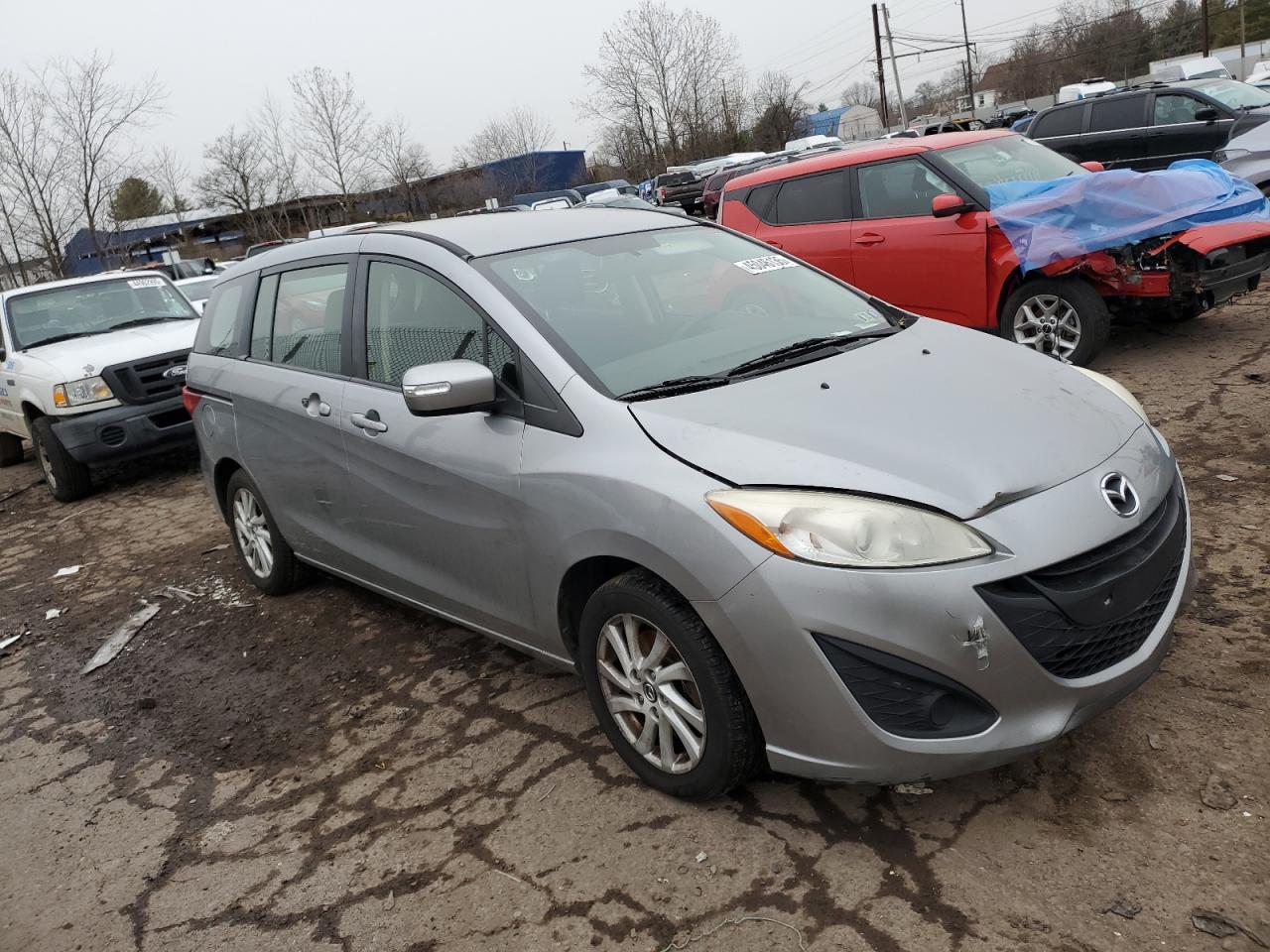 2014 Mazda 5 - Image 4