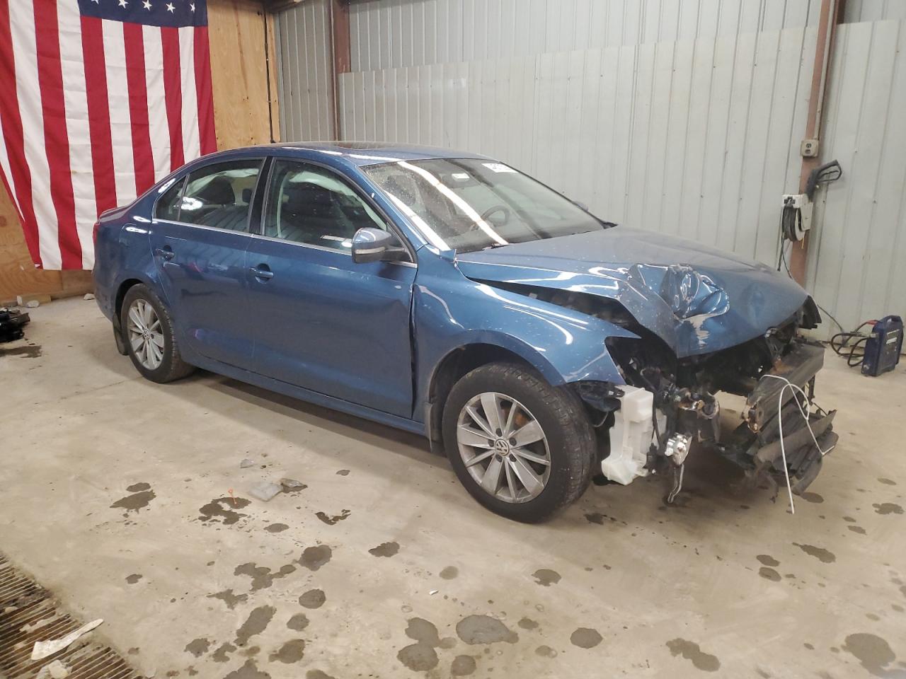 2015 Volkswagen Jetta - Image 4