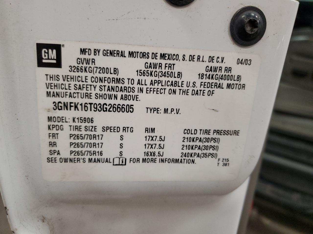 2003 Chevrolet Suburban - Image 14