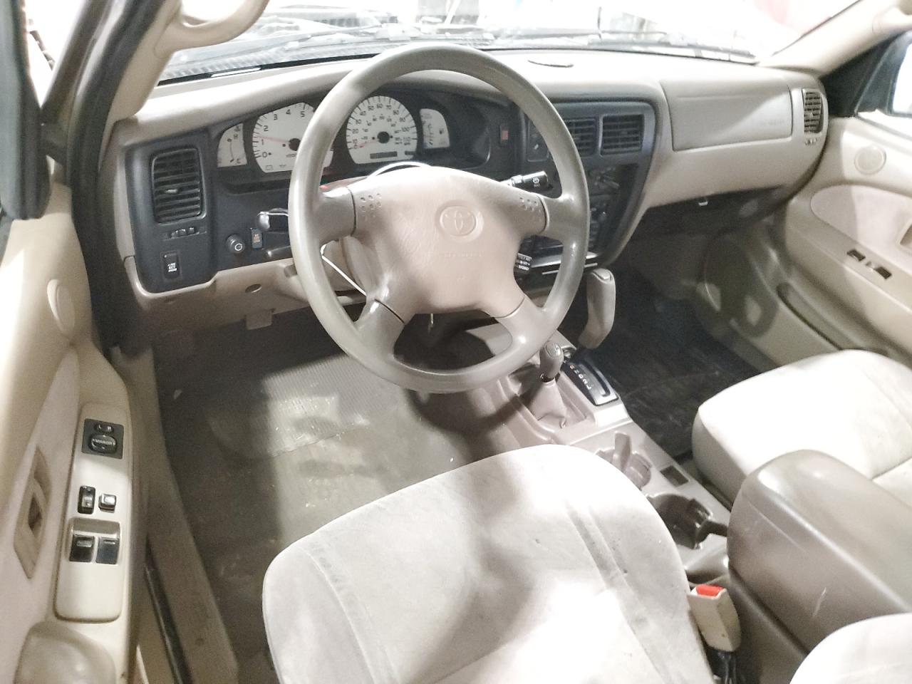 2003 Toyota Tacoma - Image 8