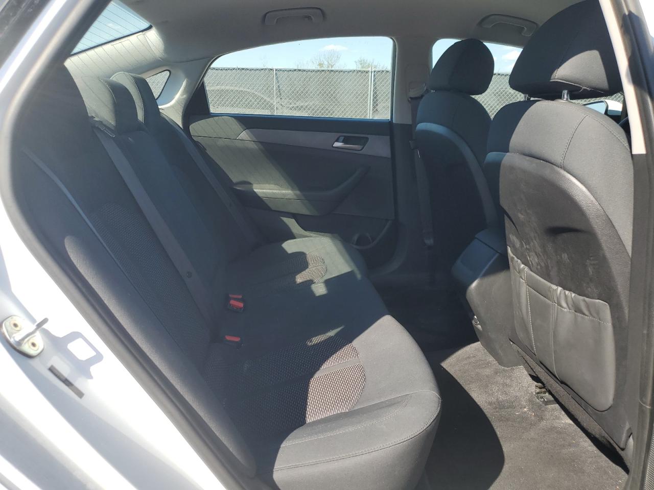 2019 Hyundai Sonata - Image 10