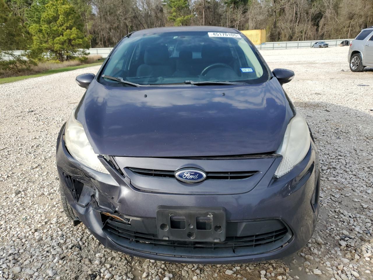 2013 Ford Fiesta - Image 5
