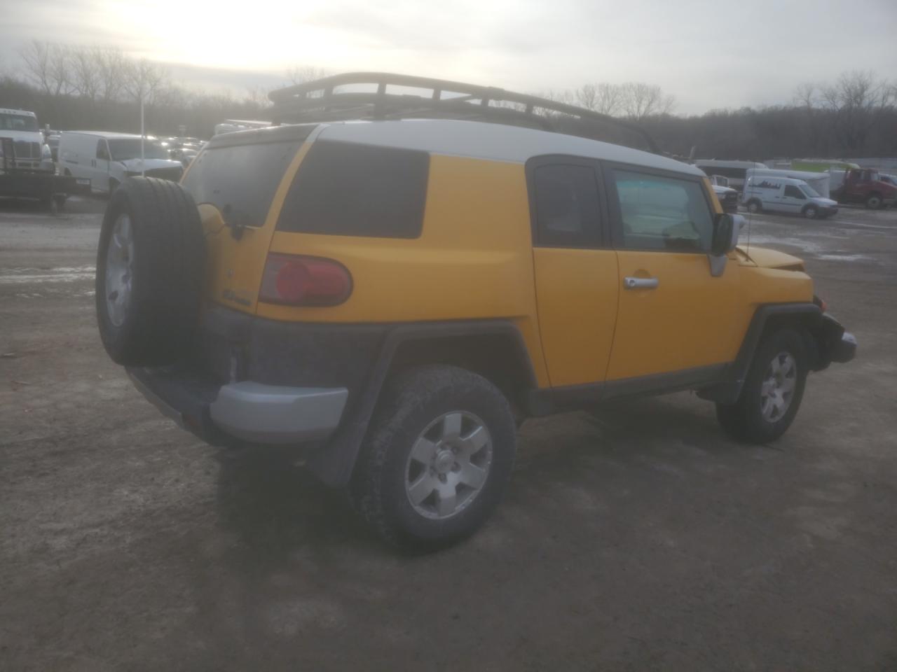 2008 Toyota FJ Cruiser - Image 3