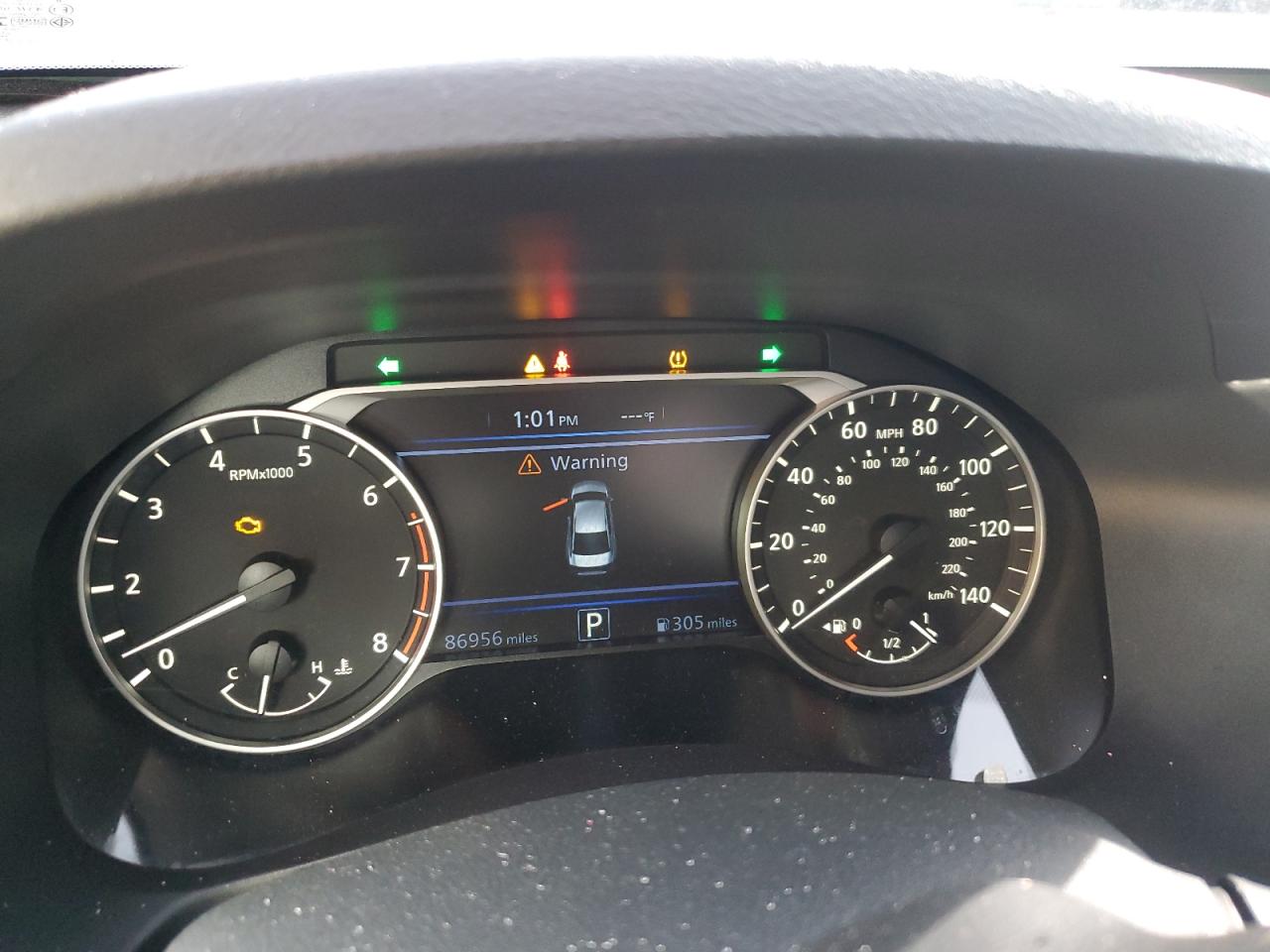 2020 Nissan Altima - Image 9
