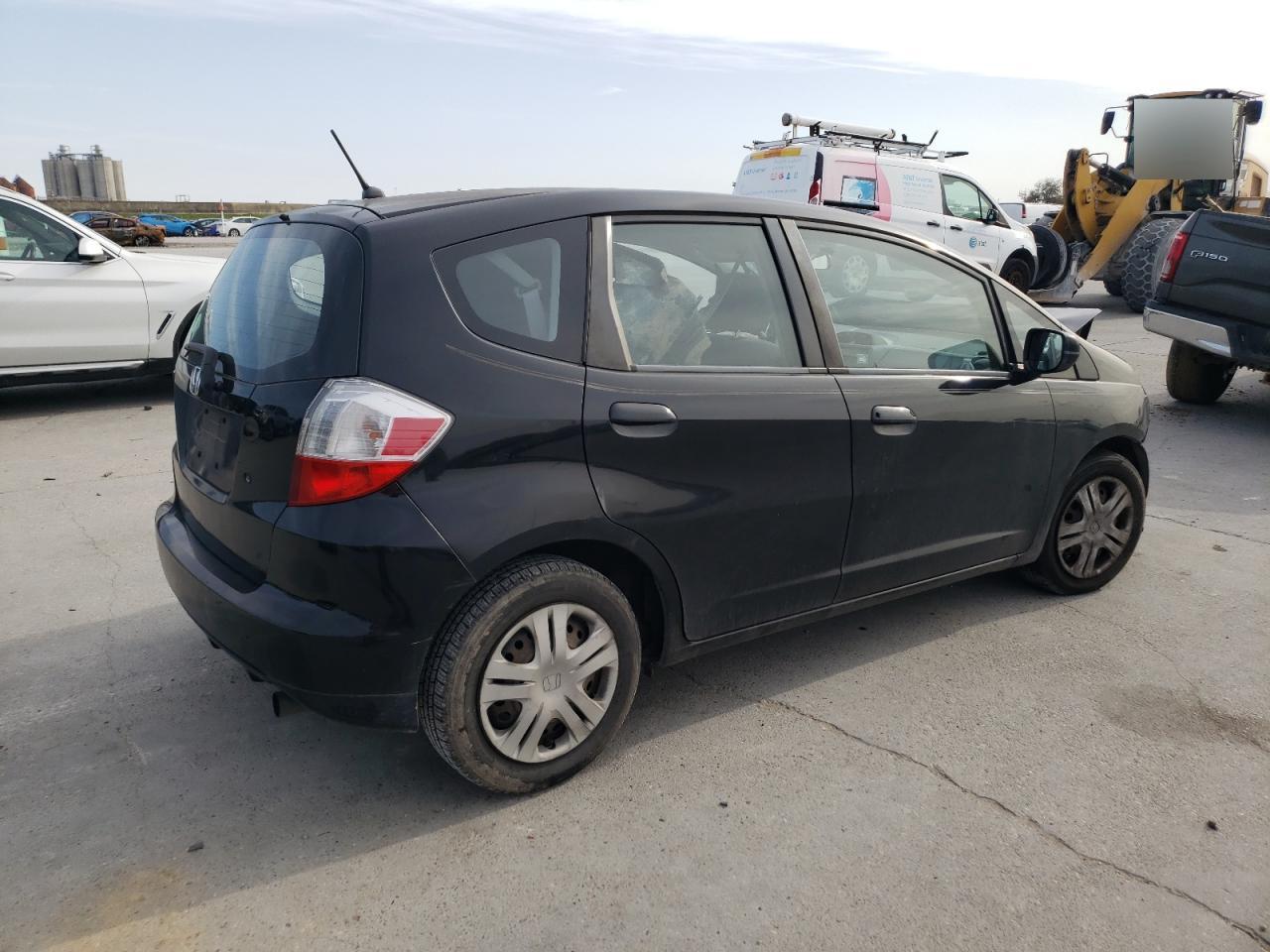 2010 Honda Fit - Image 3