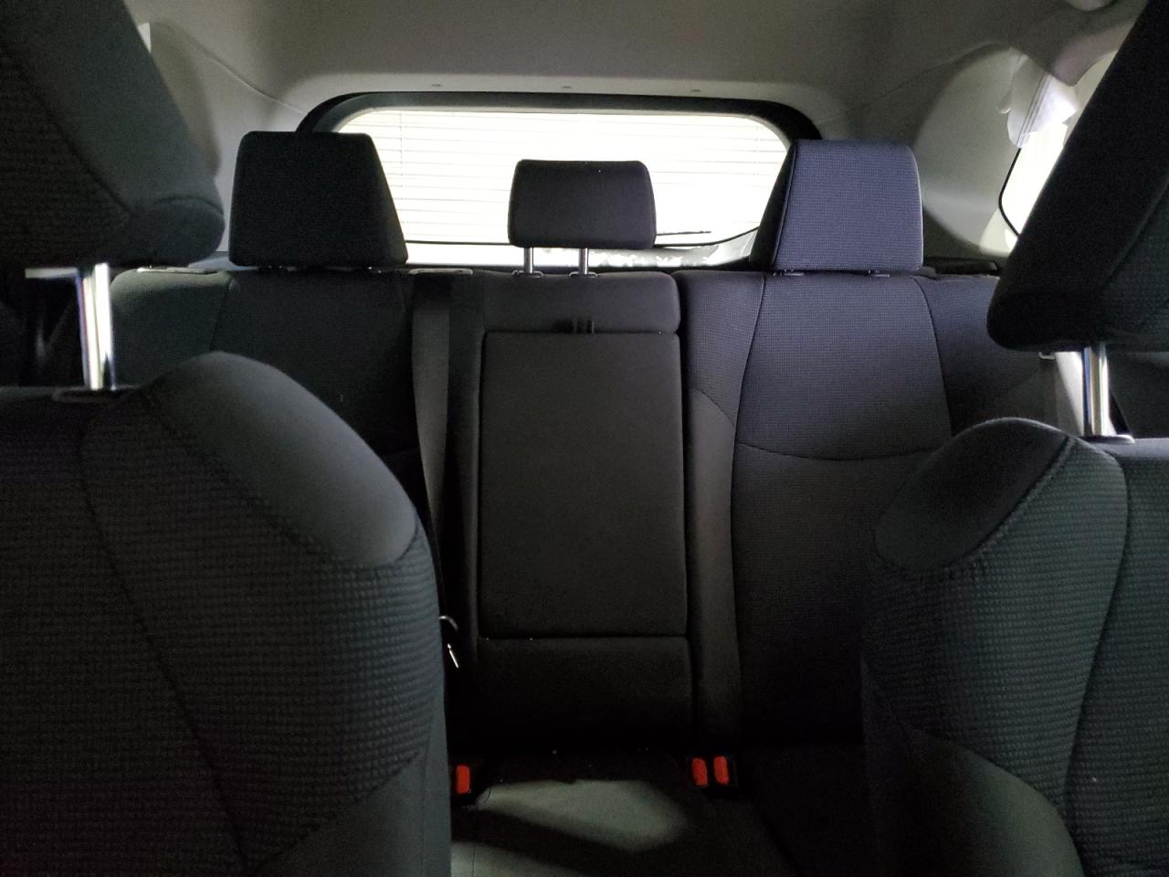 2022 Toyota RAV 4 - Image 10