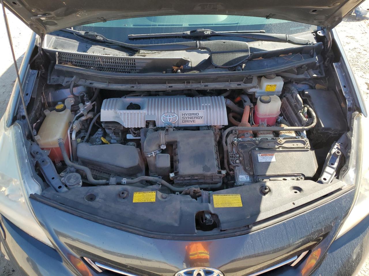 2014 Toyota Prius - Image 12