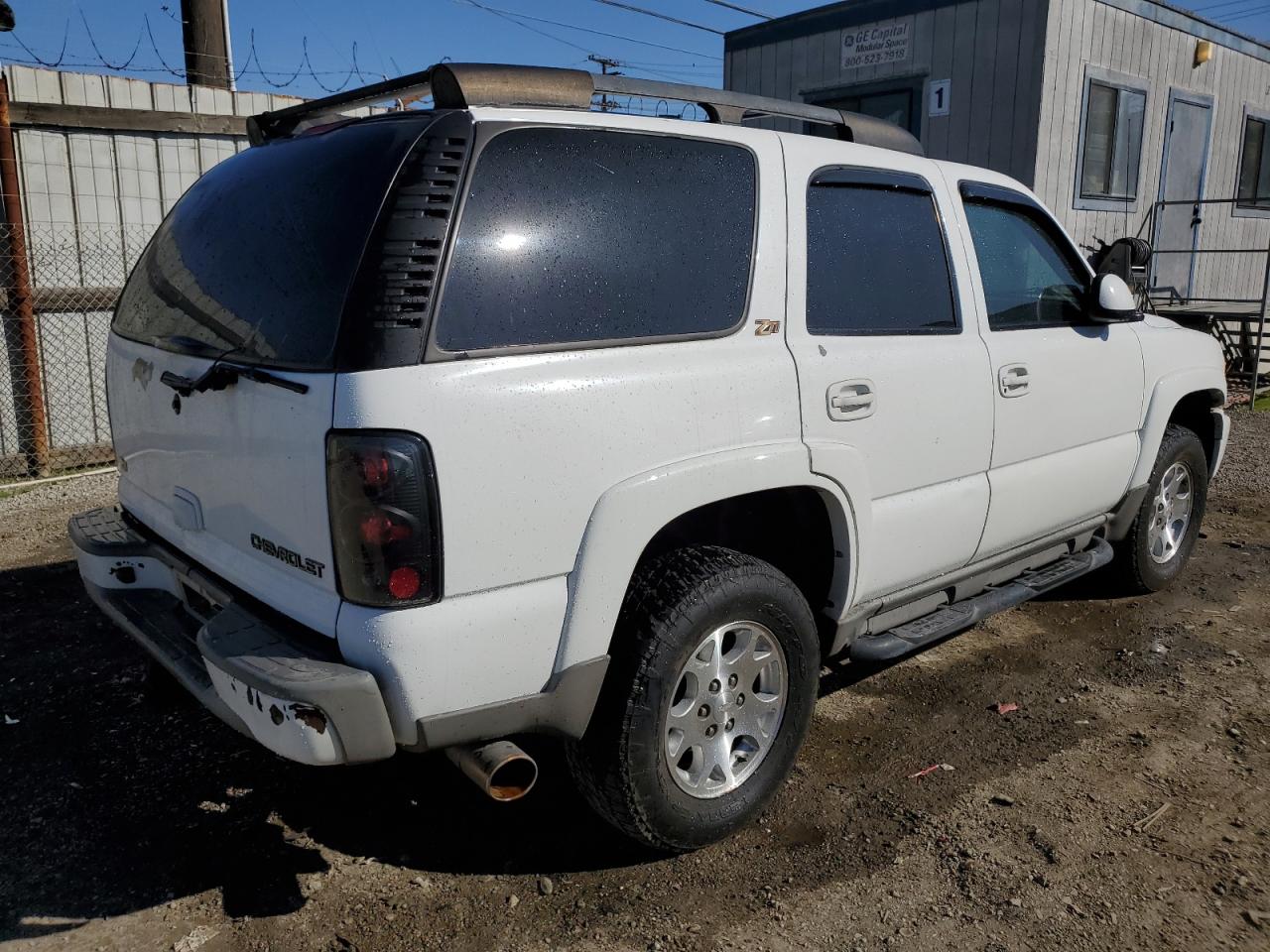 2003 Chevrolet Tahoe - Image 3