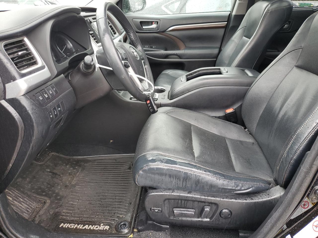 2015 Toyota Highlander - Image 7