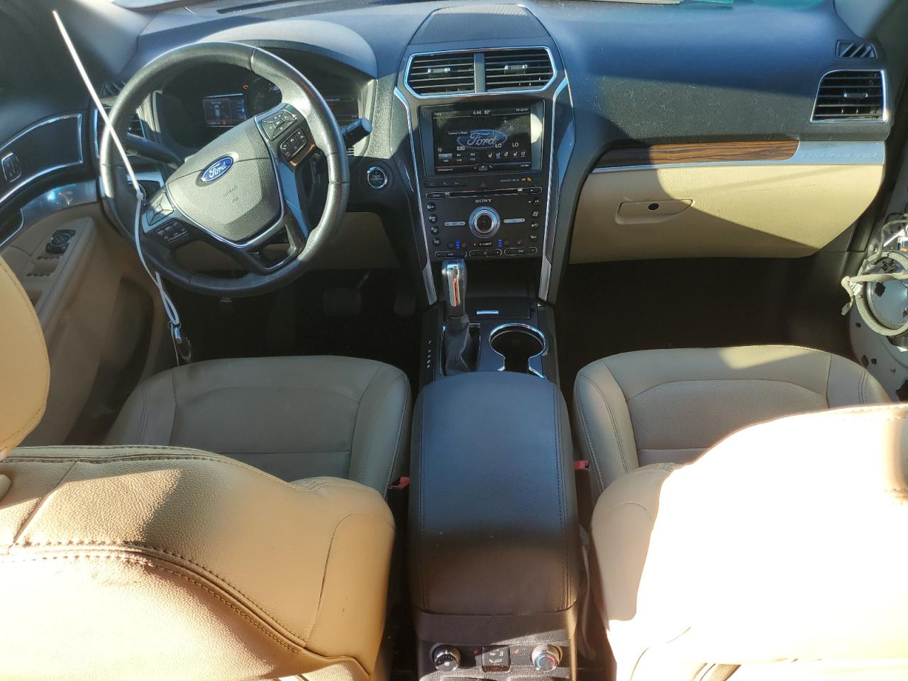 2016 Ford Explorer - Image 8