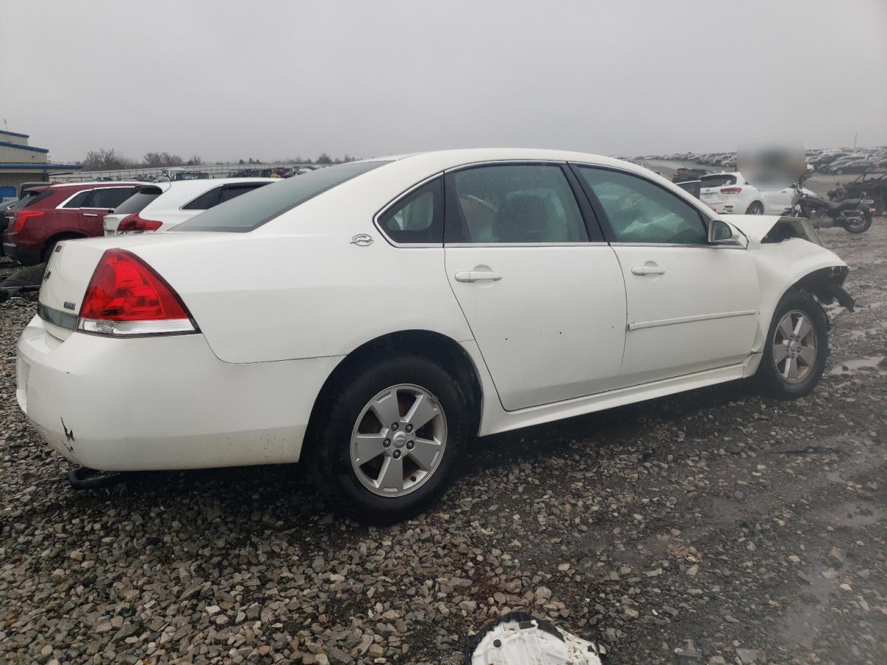 2009 Chevrolet Impala - Image 3