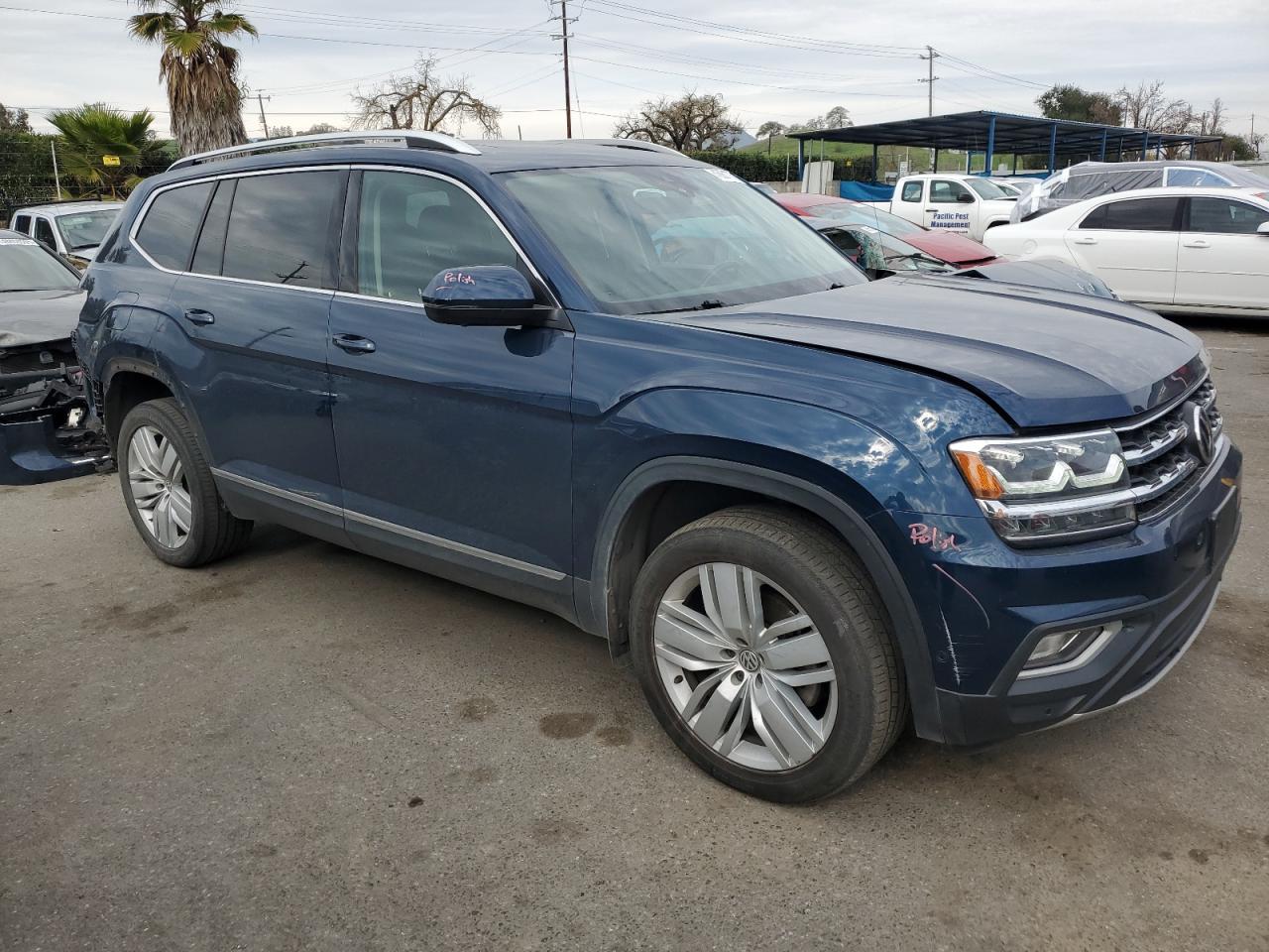 2018 Volkswagen Atlas - Image 4